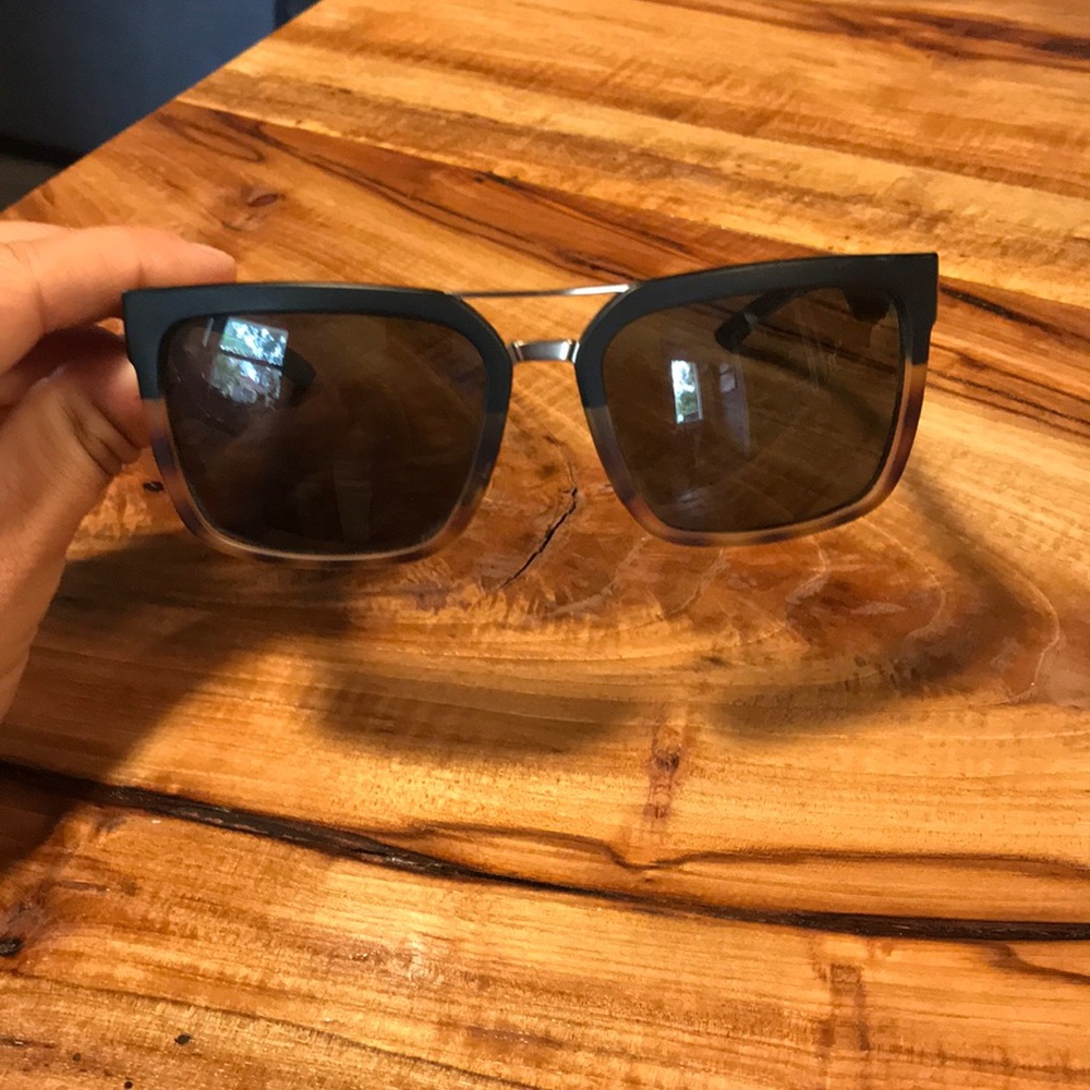 Smith “Highwire” sunglasses